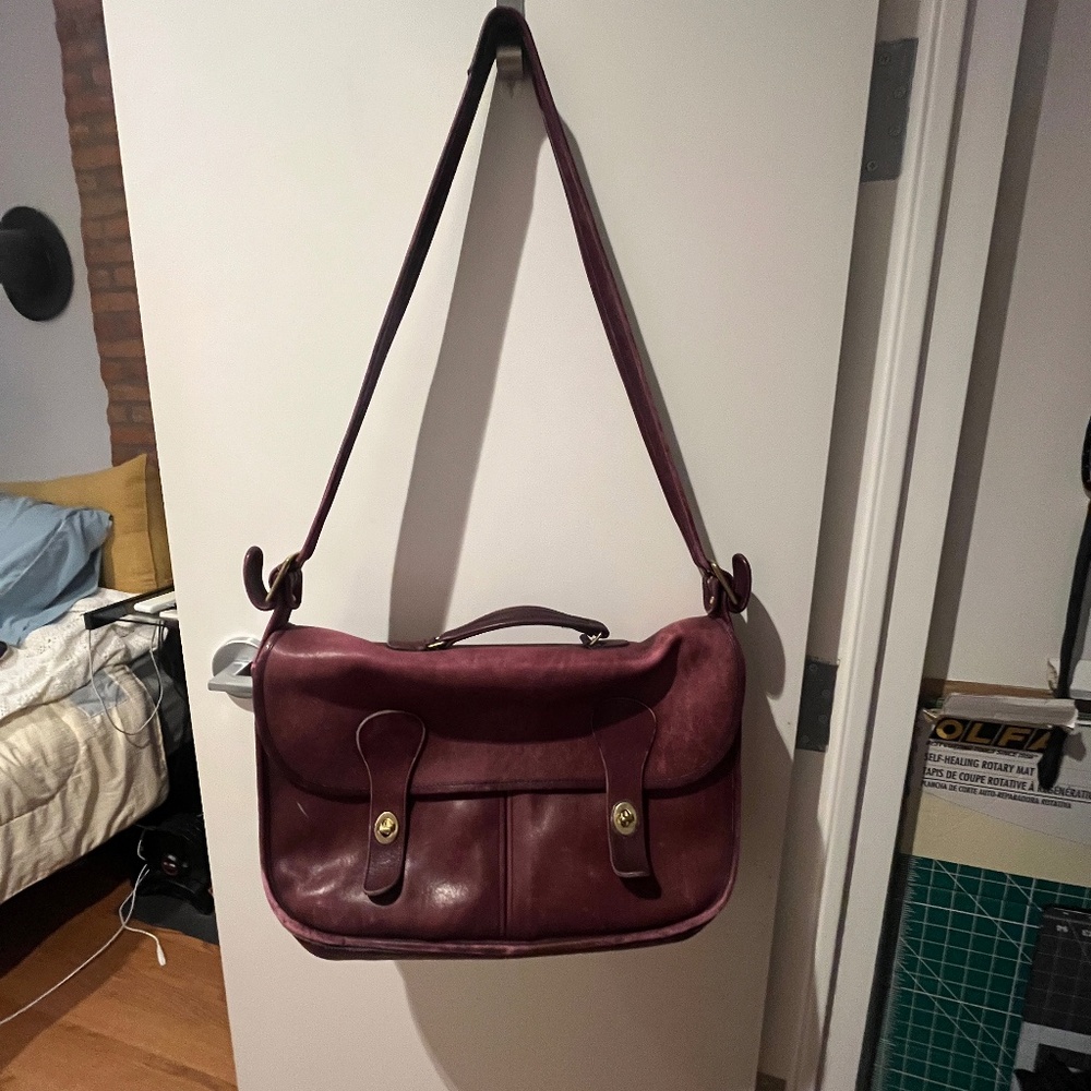 Vintage Coach Made in NYC Messenger Carrier Bag Maroon Burgundy genuine leather